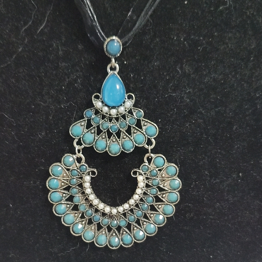 Handcrafted Elegant Lunar Empress Necklace
